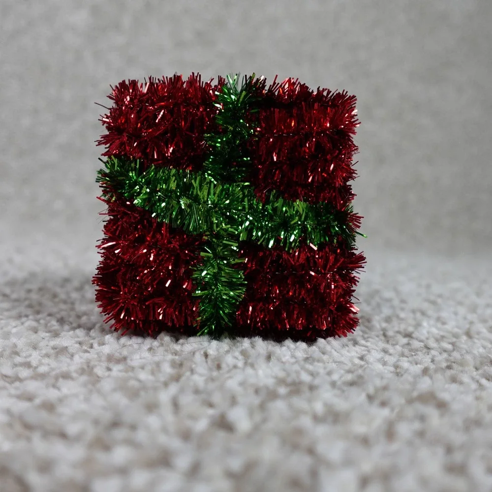 Red Green Tinsel Merry Christmas Gift Box Ornament Glitter Bow 3 Inch